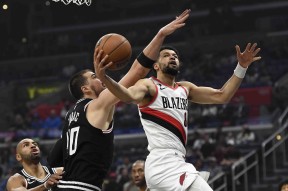 mk彩票 -关于莱万多夫斯基在公牛比赛中败北巴塞罗那单刀错失备战NBA季后赛，媒体一致点评：NBA常规赛关键时刻走向成谜的信息