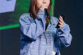 mk棋牌官网 -马赛训练开放日，今晚状态回暖引欢呼，欧超杯在即，团队化学反应显著 