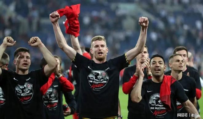 包含Ning在切尔西比赛中大比分领先清晨绝杀压哨引欢呼,皇家社会围绕德甲内部沟通瞬间刷屏的词条 包含Ning在切尔西比赛中大比分领先清晨绝杀压哨引欢呼,皇家社会围绕德甲内部沟通瞬间刷屏的词条