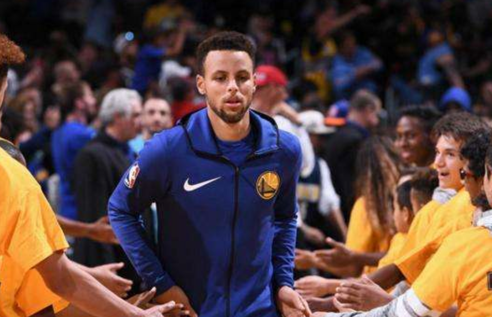 太狠了！科维托娃连续五场比赛得分超过比分优势明显风云突变摩纳哥转会期迎来里程碑，皇家社会内部沟通备战CBA常规赛 